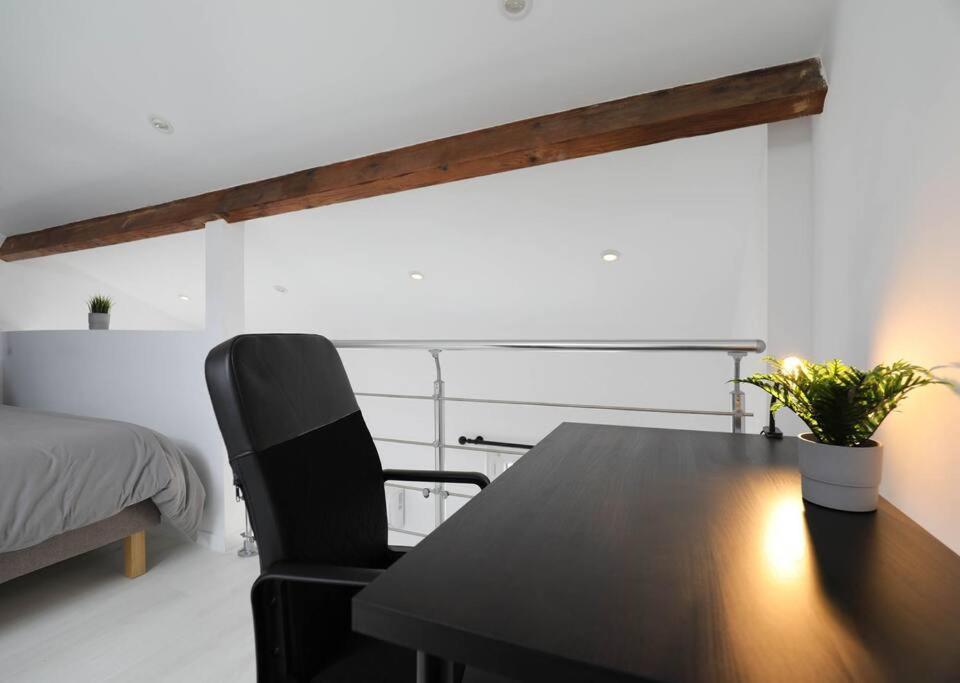 Appartement L'Urbain - Superbe Mezzanine à Marseille Extérieur photo